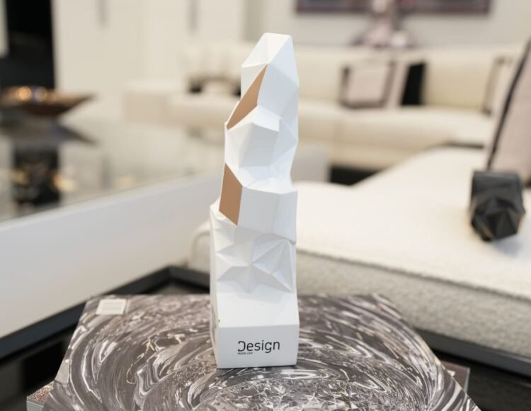 photo_2025-10-06_22-10-55